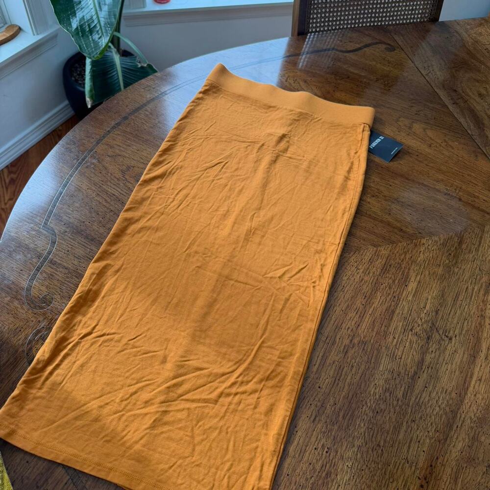 Nwt forever 21 Burnt Orange Midi Skirt Small